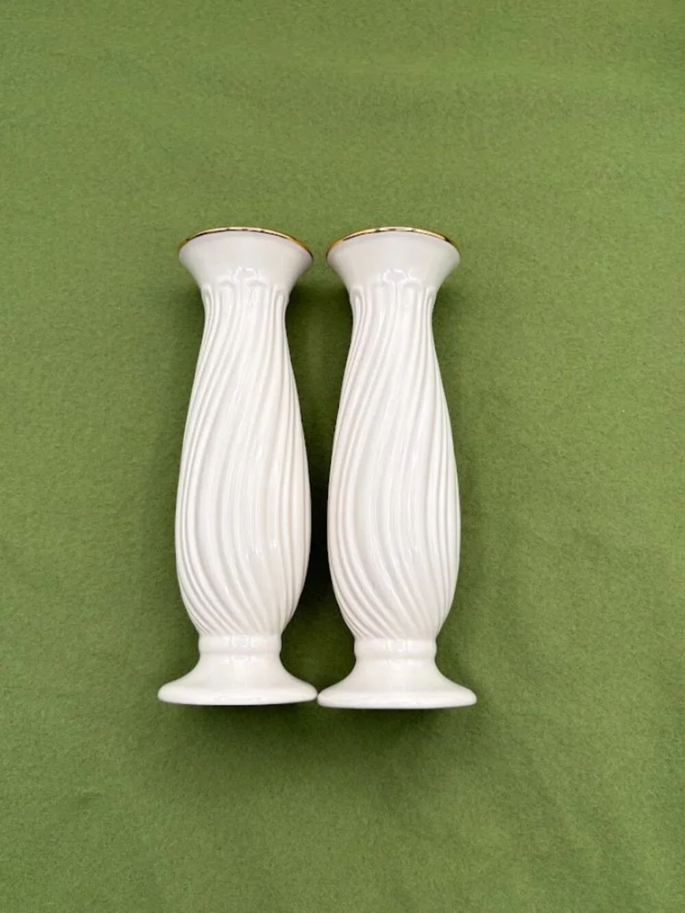 LENOX HOUSEWARMING IVORY CHINA GOLD BAND PAIR OF CANDLESTICKS